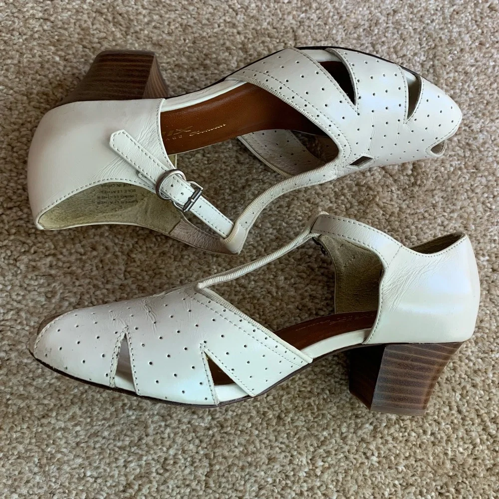 *SOLD* Re-Mix Gabriele Leather Heels - Picture 7 of 16